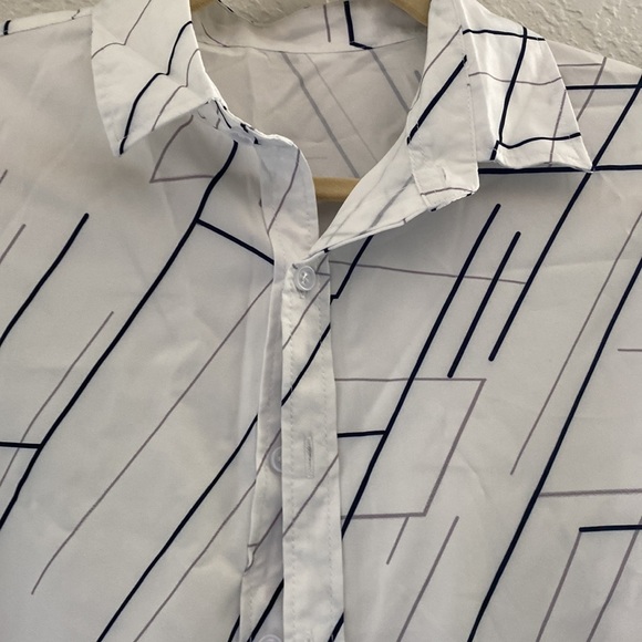 NWOT, Men’s button down shirt(SHEIN) - Picture 2 of 2